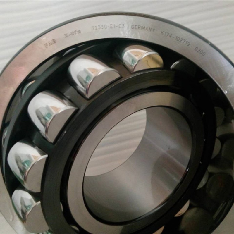 22330-E1 FAG Spherical Roller Bearing