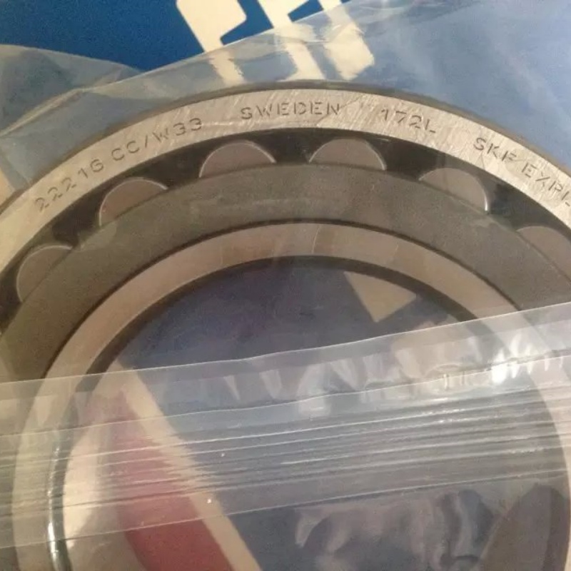 SKF 22216CC C3 Spherical roller Bearing